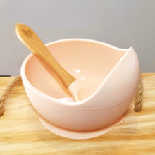 Load image into Gallery viewer, Classic silicone bowls and spoon
