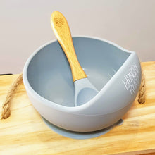 Load image into Gallery viewer, Classic silicone bowls and spoon
